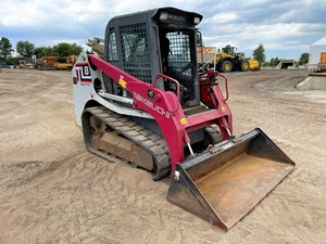 Takeuchi TL8 Track Skid Steer EROPS 100% Transacción segura Entrega rápida Condición garantizada Bomba de motor central Cubo incluido - Product Image 2