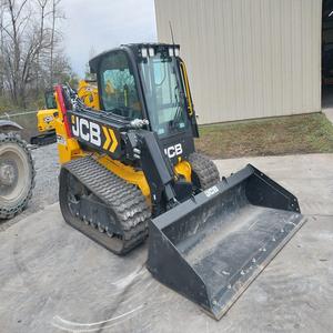 จัดส่งรวดเร็ว รถตักล้อยาง JCB 4TS-8T ใหม่ พร้อมหัวเจาะ บุ้งกี๋  ขับเคลื่อนด้วยล้อและสายพาน  ใช้งานมาแล้ว 4000 ชั่วโมง ซื้อคุณภาพพรีเมียม ขายส่ง - Product Image 1