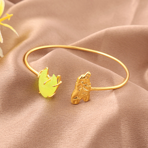 กำไลข้อมือปรับขนาดได้ ชุบทอง 18k ดีไซน์เก๋ ลายปลา สำหรับผู้หญิง เครื่องประดับแฟชั่น สไตล์มินิมอล กำไลข้อมือแบบเรียบง่าย ของขวัญสำหรับเธอ - Product Image 3