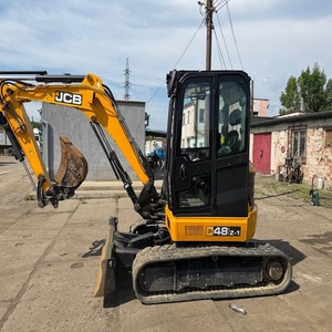 Puissante pelle sur chenilles JCB pour les chantiers de construction, les travaux routiers, les projets utilitaires, l'aménagement paysager et les applications générales de terrassement - Product Image 1