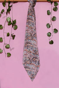 Pañuelo Sarong de Seda con Estampado Paisley Verde – Elegante Pareo Bohemio de Playa, Chal Ligero de Seda, Pañuelo de Moda de Verano - Product Image 4