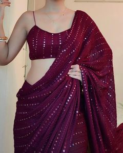 Sari Casual de Verano con Hermoso Bordado en Tela Georgette Exclusiva Premium, Último Modelo de Traje Tradicional Indio para Fiesta o Boda - Product Image 1