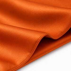 Chaqueta Bomber de Satén Personalizada al por Mayor, Chaqueta Varsity Ligera Unisex, Bordado e Impresión, Proveedor de Ropa Deportiva OEM y ODM - Product Image 6