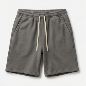 Ensemble court col rond personnalisé OEM de qualité supérieure pour hommes – Tenue décontractée 2 pièces avec short – Costume de sport haute couture - Product Image 1