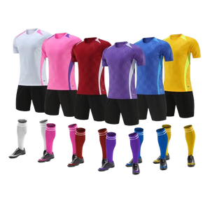 Ensemble de maillot de football personnalisé avec logo sur le devant, uniforme d'entraînement de football pour jeunes, maillot à manches courtes, short, chaussettes, vêtements d'équipe - Product Image 1