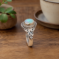 Bague en argent 925 avec opale ovale, plaquée or rose et or jaune, sertie clos, style bohème, filigrane, bijou artisanal fait main