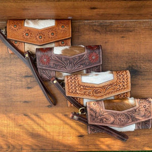 Nouveau portefeuille de sculpture usiné à la main de concepteur pochette portefeuille en cuir de fourrure de vachette élégant multi-utilisations embrayages en cuir occidental pour les femmes - Product Image 4