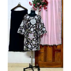 Conjunto Elegante de Fiesta para Mujer, Top y Pantalón de Chifón con Mangas Tres Cuartos y Dupatta - Product Image 1