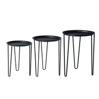 Ensemble de tables gigognes en métal d'inspiration scandinave avec une élégante finition thermolaquée pour la décoration de la maison et du bureau