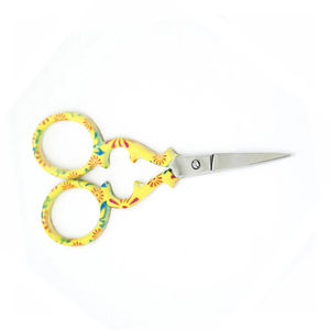 Ciseaux à cuticules de haute qualité, lame courbée, acier inoxydable, pointe aiguille, manche recouvert de papier, tranchants, pliables, pour droitiers - Product Image 6