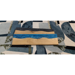 Plateau de service décoratif, durable et moderne en bois avec incrustations en résine, plateau à thé et café, planche à charcuterie pour le petit-déjeuner et les réceptions - Product Image 3