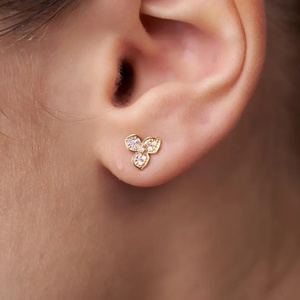 Boucles d'oreilles les plus populaires en forme de feuille, bijoux fins, or pur 18 carats, diamants naturels véritables, vente en gros, cadeau pour femme - Product Image 1