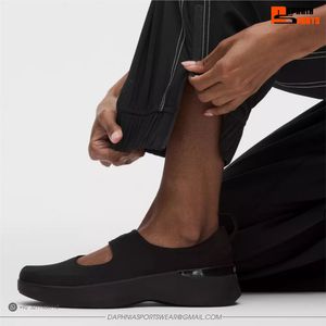 <b>Women</b> Black <b>Women's</b> <b>Jogging</b> Trousers Elastic Waist Sports <b>Pants</b> Quick Dry Wide Leg Athletic Trouser for Club Training <b>Pants</b> - Product Image 3