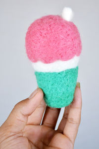 Jouet en feutre de laine fait main pour enfants, en forme de crème glacée - Jouets d'imitation en feutre de haute qualité - Product Image 3