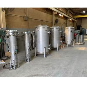 Tanque de Mezcla y Añejamiento de Licores y Alcohol de Fabricación India con Agitador Motorizado para la Industria de Bebidas y Plantas de Destilación - Product Image 5