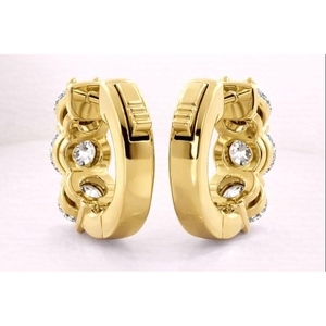 Boucles d'oreilles en moissanite rondes sur mesure, en argent sterling 925, bijoux de mariage disponibles à prix abordable au prix d'usine - Product Image 2
