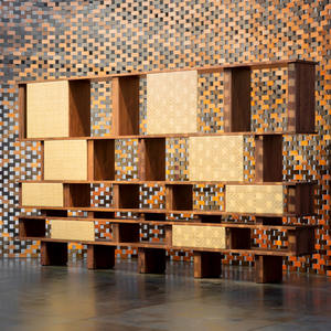 Étagère en bois massif de style Mid-Century, vitrine ouverte, séparateur de salon et chambre, unité de rangement en bois – Vente en gros - Product Image 4