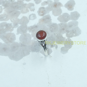 Anillo de Cabujón de Cornalina Roja Natural, Plata de Ley 925, Hecho a Mano, Diseño Vintage con Motivos Enrollados, Anillo de Piedras Preciosas para Mujer, Joyería al por Mayor - Product Image 6