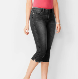 Factory Wholesale Denim Plus Size Women's Jeans High Waist Ladies Jeans Women Casual Trousers Wide Leg Jeans - Product Image 1