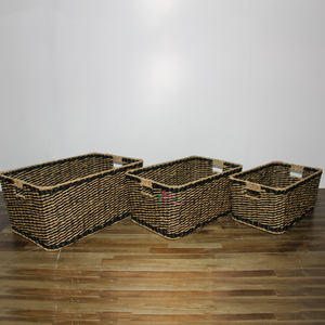 Cestas de almacenamiento de mimbre de algas marinas a rayas negras hechas a mano para decoración y organización elegantes del hogar - Product Image 6