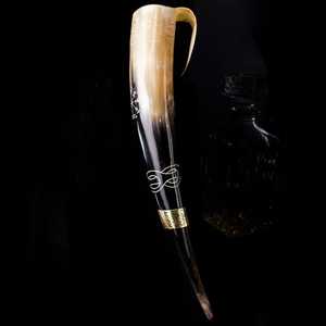 Auténtico Cuerno Vikingo para Beber con Borde de Ágata, Mango de Madera, Pulido a Mano, Ecológico, Hecho a Mano, Copa Medieval para Hidromiel, para Reenactment - Product Image 1