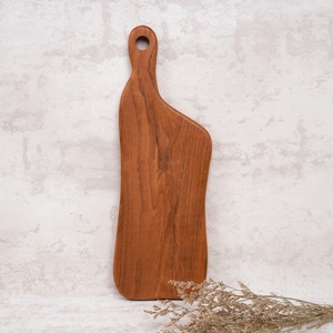 Multipurpose <b>Wooden</b> Cutting Board for <b>Slicing</b> and Serving - Product Image 5