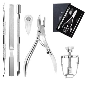 Kit de Manicura y Pedicura 7 en 1 de Acero Inoxidable con Alicates de Punta de Águila, Corrector de Uñas Encarnadas y Lima de Uñas - Product Image 4