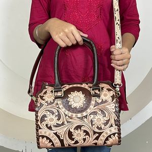 Bolsos de Lona Florales Hechos a Mano, Modernos y de Tamaño Mediano, Nuevos Bolsos de Viaje de Cuero Vacuno Genuino de Lujo, Unisex, para Gimnasio, Viajes Cortos y Fin de Semana - Product Image 4