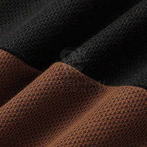 T-shirt pour homme doux et confortable, style basique, col rond et manches courtes, conçu pour un usage quotidien - Product Image 4