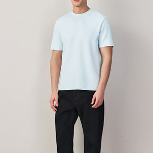 Camiseta de cuello redondo para hombre al por mayor, nueva camiseta de seda helada de verano 2026, talla grande, holgada, de manga corta, a la moda - Product Image 5