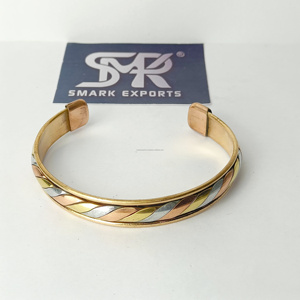 Offre Spéciale Cuivre Bracelet Arthrite Soulagement De La Douleur Twisted Santé Guérison Cuivre Thérapie Magnétique Bracelet Manchette - Product Image 3