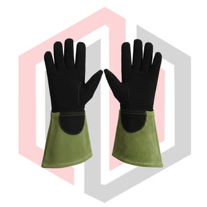 ถุงมือเชื่อมพารา-อะรามิดและคาร์บอนไฟเบอร์เกรด A ทนไฟ ป้องกันการบาด ป้องกันการลื่น หนา 7 มม. ถุงมือป้องกันความร้อนเพื่อความปลอดภัย - Product Image 1