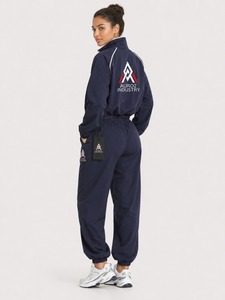 Conjunto Deportivo Premium para Mujer Diseñado para Comodidad, Rendimiento y Actividades Deportivas y de Ocio Diarias - Product Image 6