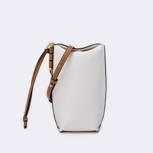 New Fashionable Adjustable Eco Friendly <b>Mini</b> Retro Genuine Leather Women's Waterproof Zipper Closure Single Shoulder Crossbody - Product Image 1