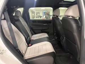 Usado 2025 para CR-V Hybrid Sport Touring SUV - Construcción de Acero y Aluminio de Marca OEM con 3 Años de Garantía - Product Image 5