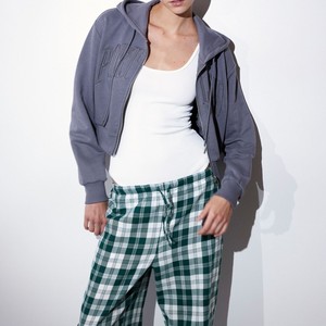 Ensemble court en molleton tricoté sans manches pour femme, avec logo personnalisé, en coton doux et moelleux, idéal pour la détente - Product Image 3