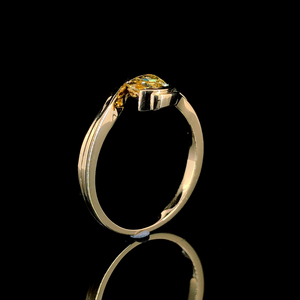 Elegante anillo de diamante cultivado en laboratorio con corte pera, banda de oro amarillo macizo de 14k con pulido brillante, anillo de compromiso de 1 quilate, regalo de joyería fina. - Product Image 5