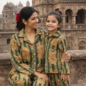 ชุดนอนแม่ลูกแบบเข้าชุด ผ้าฝ้ายเนื้อนุ่ม พิมพ์ลาย ชุดนอนสบายๆ ชุดนอนครอบครัว ชุดลำลองสำหรับผู้หญิงและเด็ก - Product Image 2