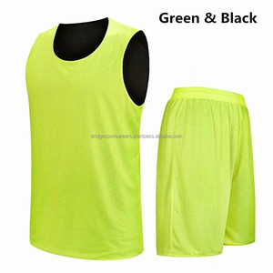 Ensemble d'uniformes de basketball personnalisés unisexes sans manches, imprimés, respirants, grandes tailles, pour l'été et les équipes - Product Image 5