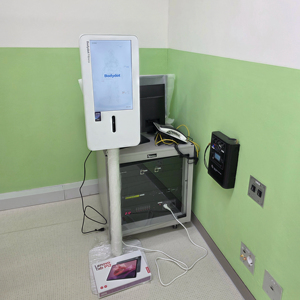 เครื่องวิเคราะห์ร่างกายอัจฉริยะ Bodydot BDF1000 ใช้พลังงาน AI โครงอะลูมิเนียมอัลลอยด์ ไม่สามารถพับได้ ติดตามท่าทางร่างกายเต็มรูปแบบ ขนาด 35x35x134 ซม. KR - Product Image 1