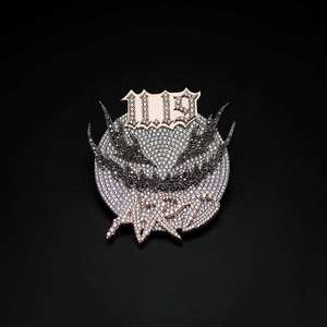 จี้เพชรโมอิสซาไนต์ Luxira Jewels 119 Shield เงินแท้ 925 ชุบเงิน สไตล์ฮิปฮอป สำหรับทุกเพศ ใส่ได้ทุกวัน ทรงเหลี่ยมเจียระไนแบบบริลเลียนท์ ฝังเพชรแบบไมโคร - Product Image 2
