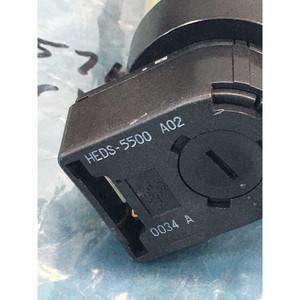 Moteur Faulhaber 3557K024CS avec encodeur de position XY - Équipements et pièces semi-conducteurs d'occasion fiables à l'échelle mondiale - Product Image 3