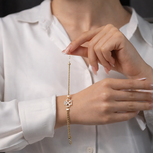 สร้อยข้อมือทองคำแท้ 14K ดีไซน์รูปหัวใจและใบโคลเวอร์สี่แฉก สร้อยข้อมือหัวใจใบโคลเวอร์สี่แฉกสำหรับผู้หญิง ของขวัญสุดหรูสำหรับผู้หญิง - Product Image 3