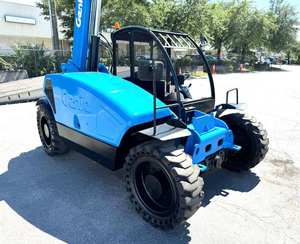 Chariot télescopique tout-terrain bleu 4x4 diesel avec mât bi-étages, pneus pneumatiques et poste de conduite assis pour - Product Image 3