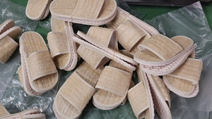 Chaussons en loofah pour la douche : confort et élimination des peaux mortes – Qualité supérieure en fibres végétales - Product Image 5