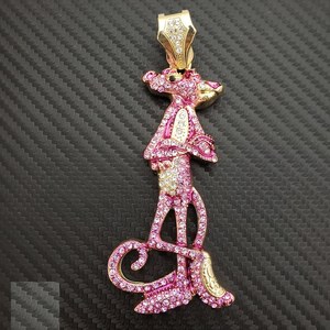 จี้พิงค์แพนเธอร์แบบ Iced Out สไตล์ฮิปฮอป เงินแท้ 925 ชุบทอง ประดับโมอิสซาไนต์สั่งทำพิเศษ ผ่านการทดสอบเพชร - Product Image 6