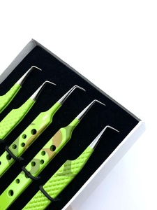 Pinzas de Extensión de Pestañas de Acero Inoxidable Japonés con Recubrimiento en Polvo de Doble Color a 90 Grados de Alta Calidad, con Logotipo Personalizado - Product Image 2