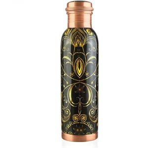 Bouteille d'eau artisanale en cuivre pur à motif cachemire violet |   Flacon d'hydratation motif goutte d'eau prune profonde - Product Image 3