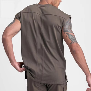 Camiseta sin mangas holgada de gran tamaño para hombre, chaleco de gimnasio, diseño sin mangas, color liso, ropa de entrenamiento transpirable y con estampado de tallas grandes. - Product Image 3