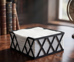 Porta Servilletas Negro de Metal Resistente con Textura Fundida, Accesorio Decorativo para Mesa de Cocina y Comedor - Product Image 1